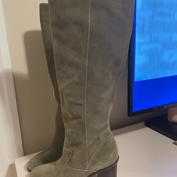 Green Suede Leather Lucky Brand Tall Boots Size 7 - Picture 5 of 12